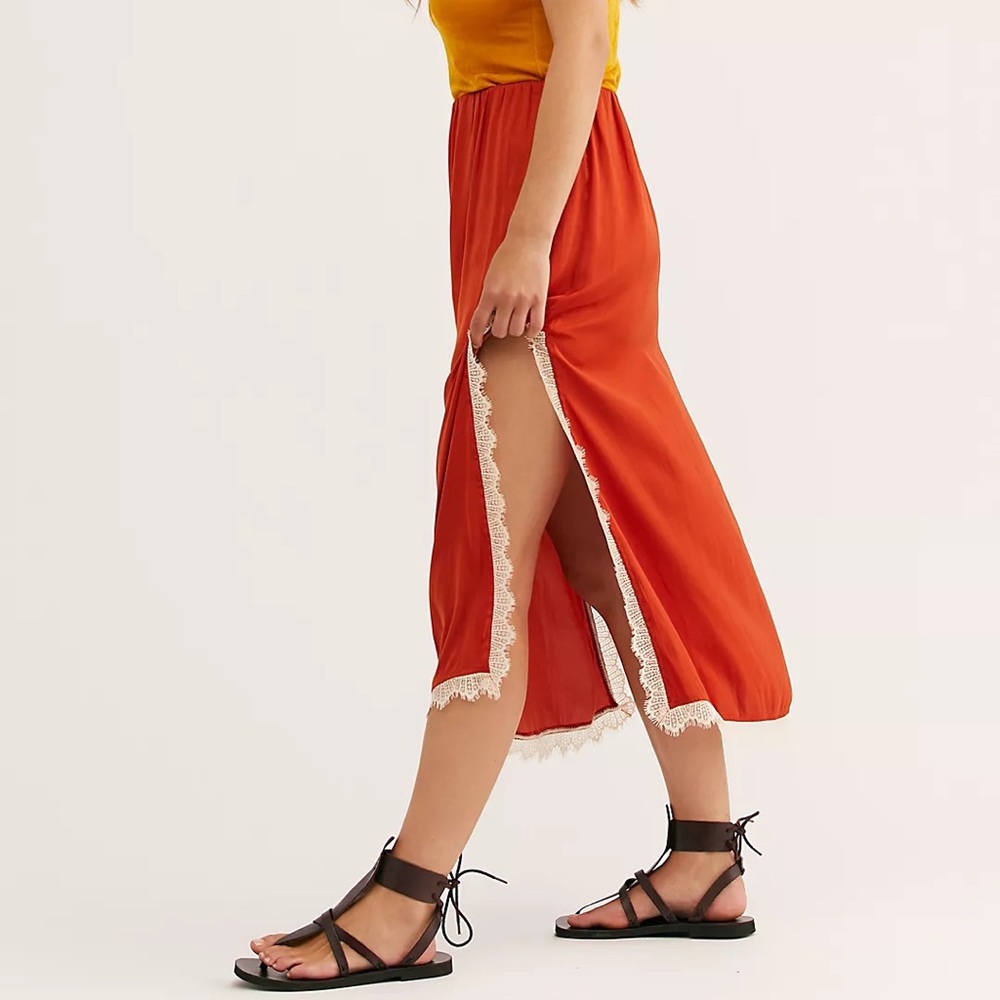 Free People half slip size M